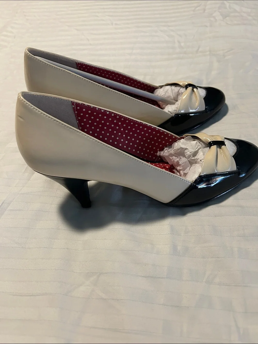 BAIT Heels - Picture 2 of 5